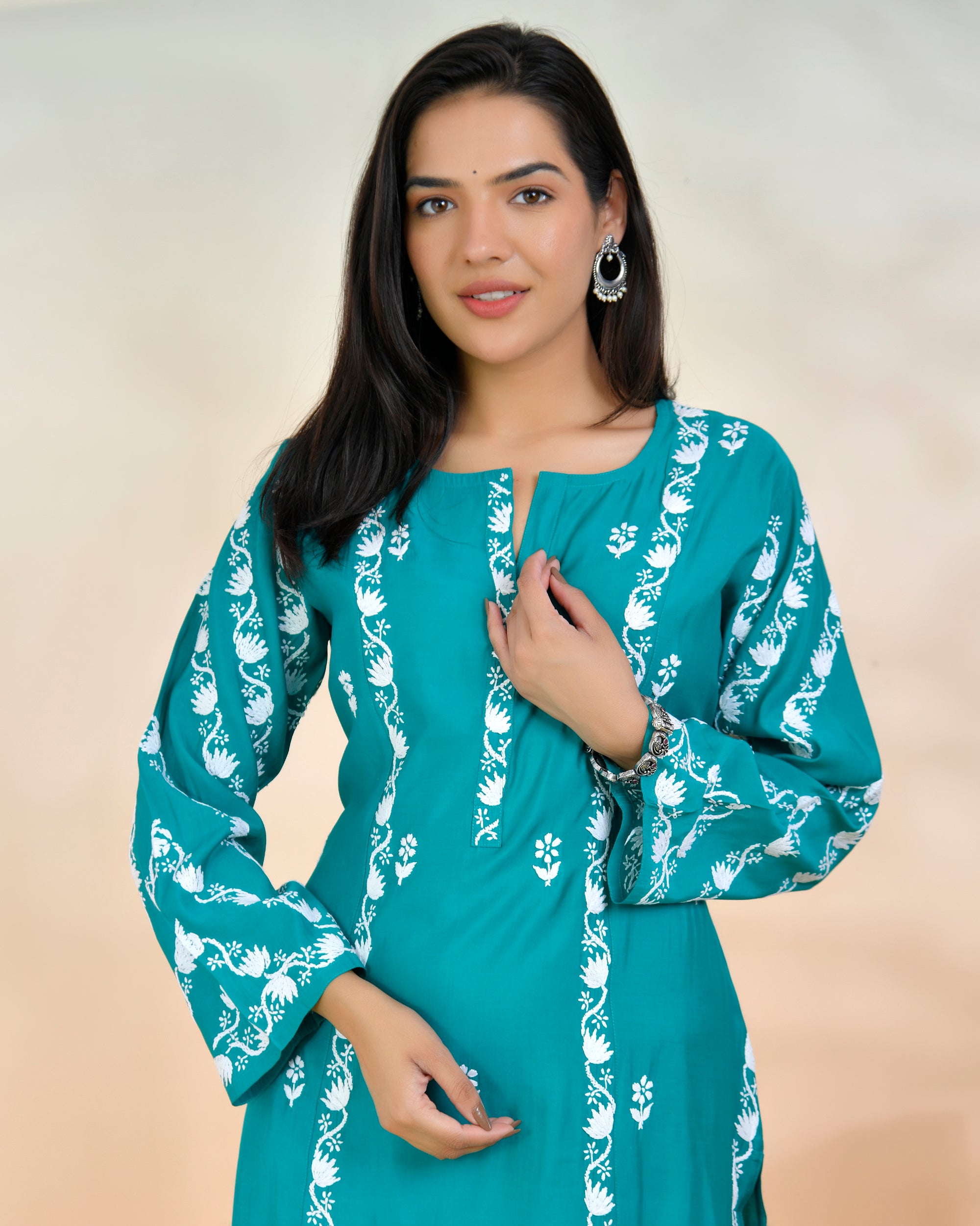 Chikankari Long Kurta In Muslin - Turkish Green