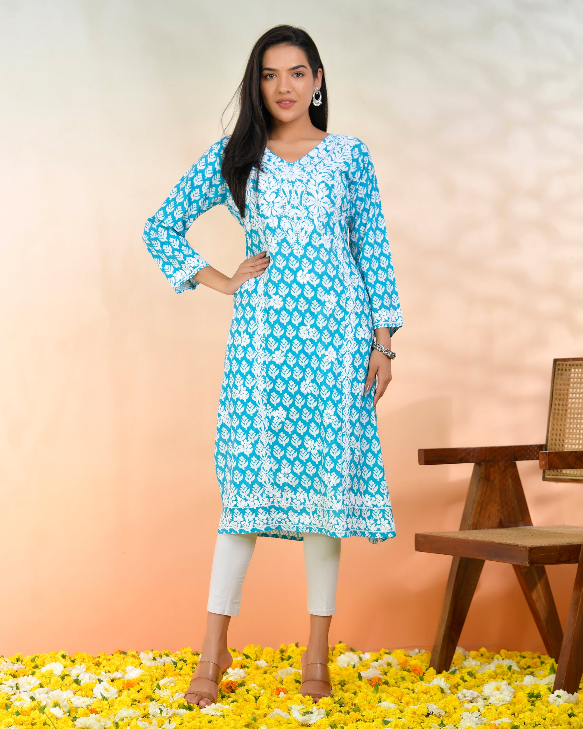 Chikankari Kurta in Muslin - Blue
