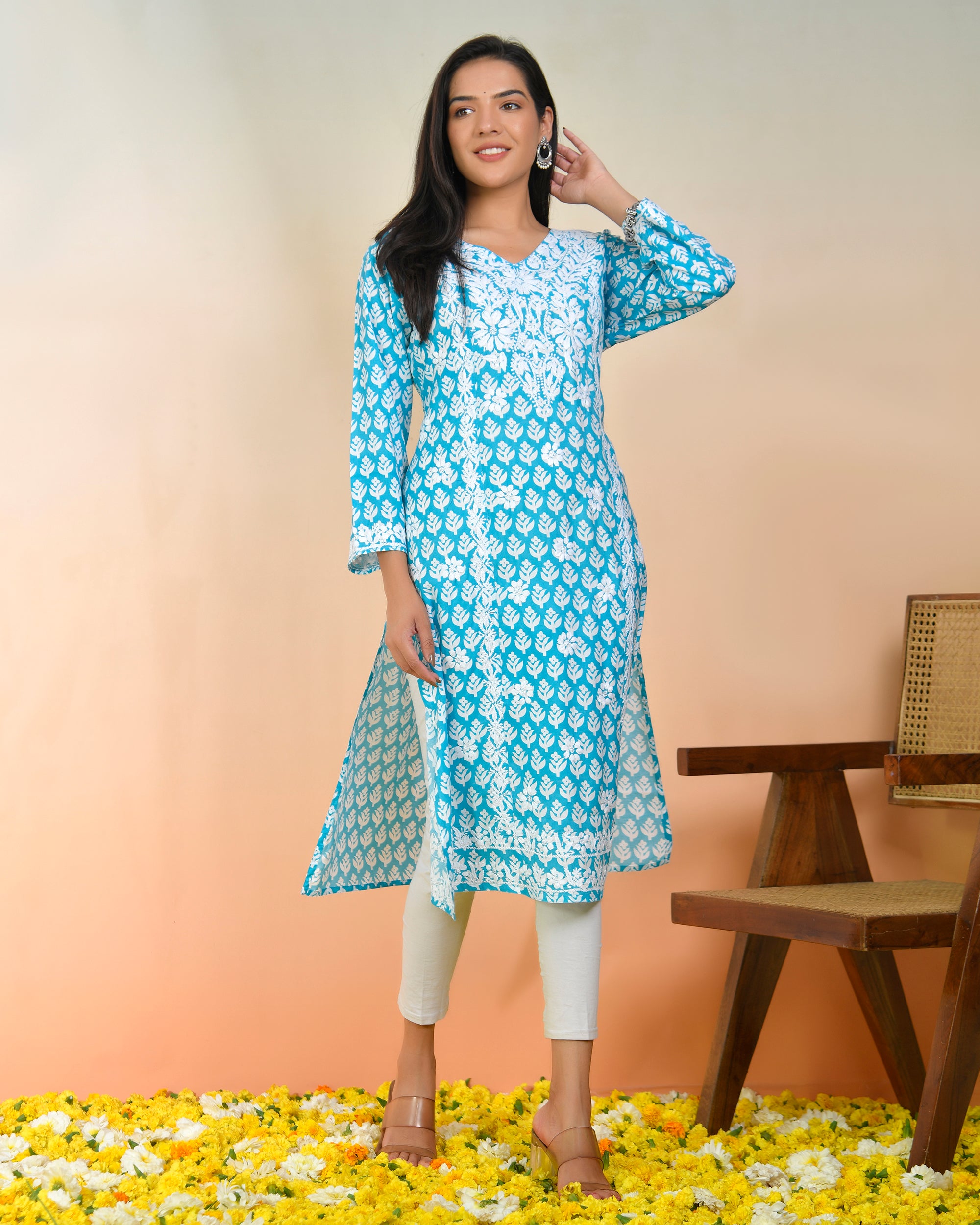 Chikankari Kurta in Muslin - Blue
