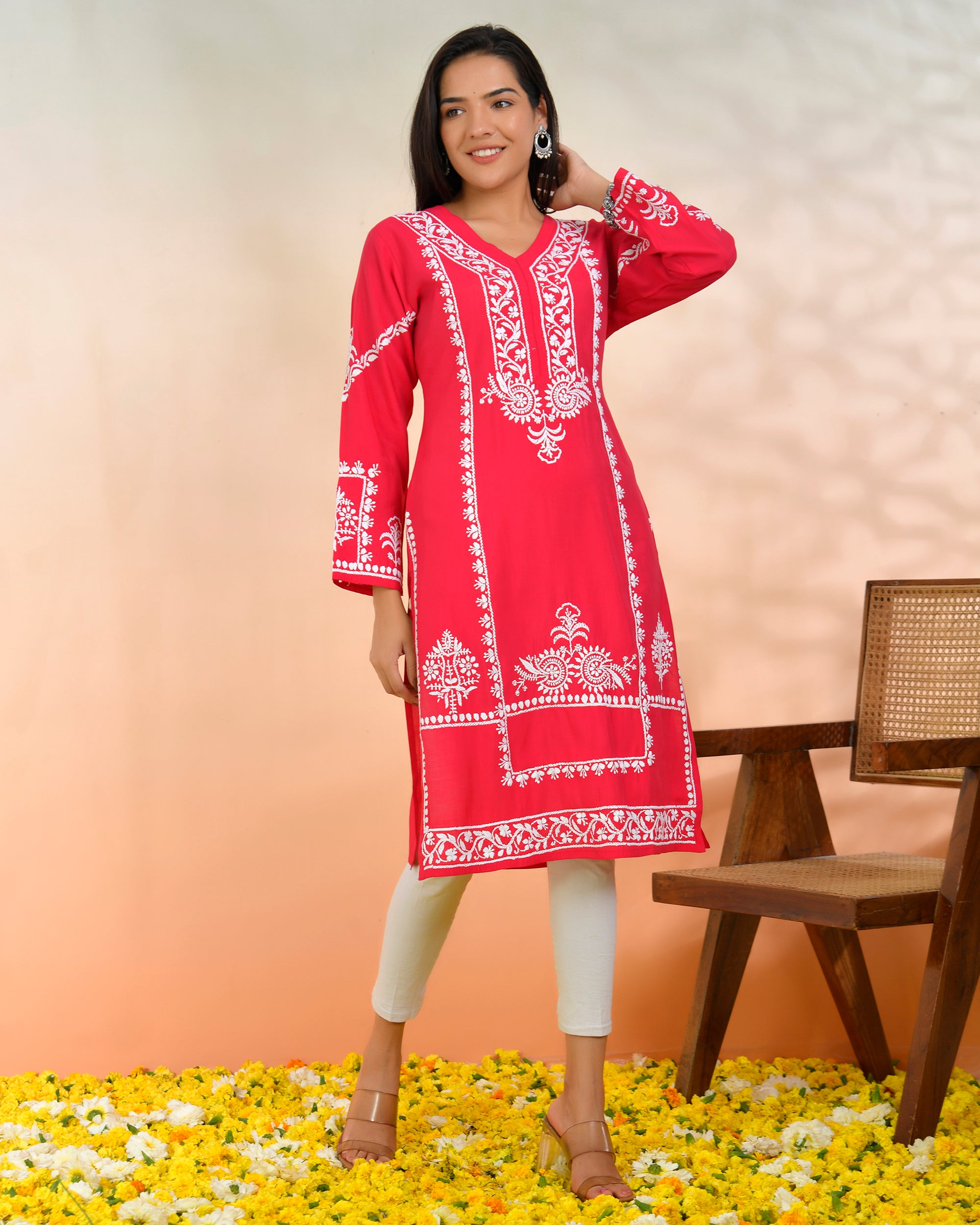 Chikankari Long Kurta In Muslin - Pink