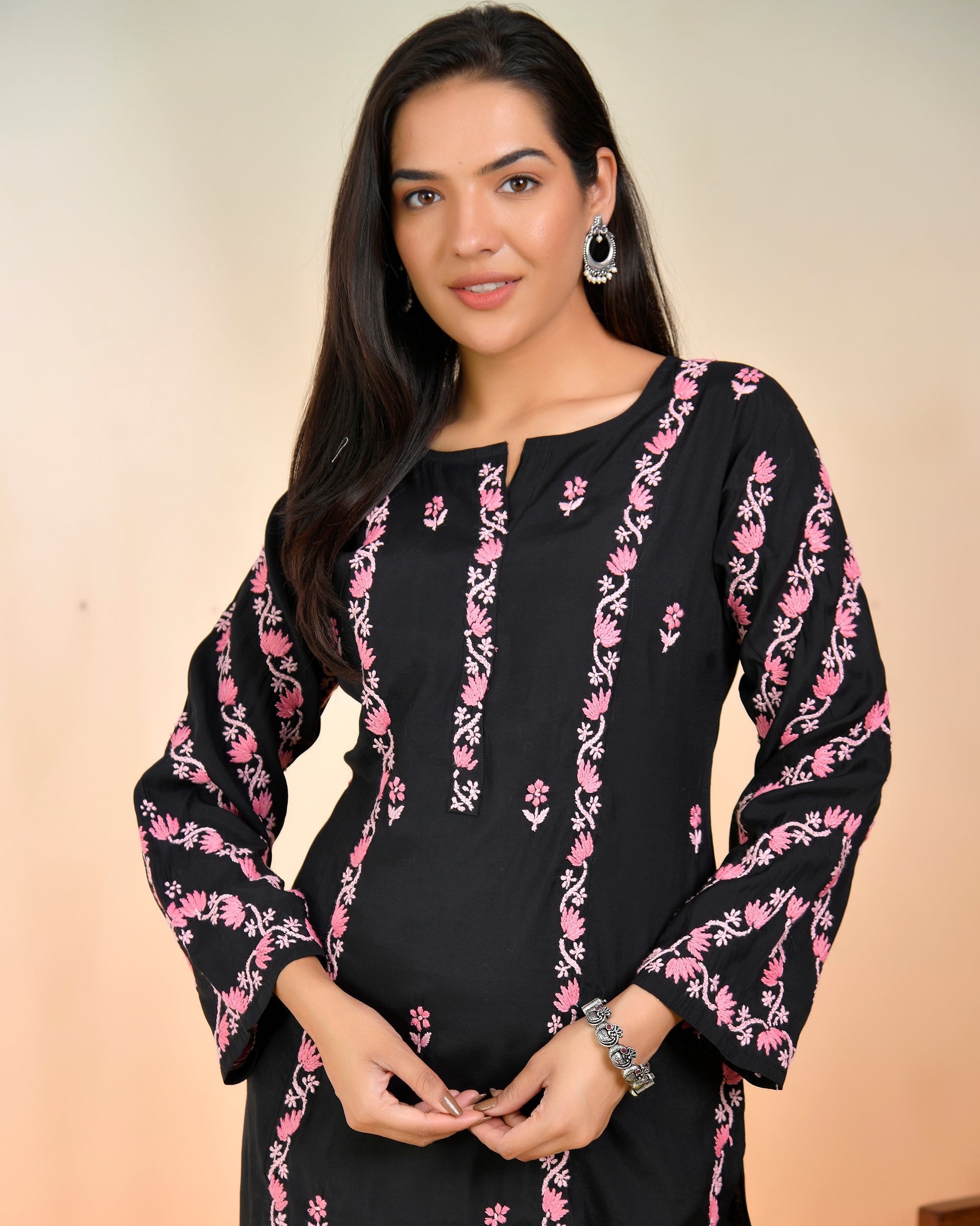 Chikankari Long Kurta In Muslin - Black