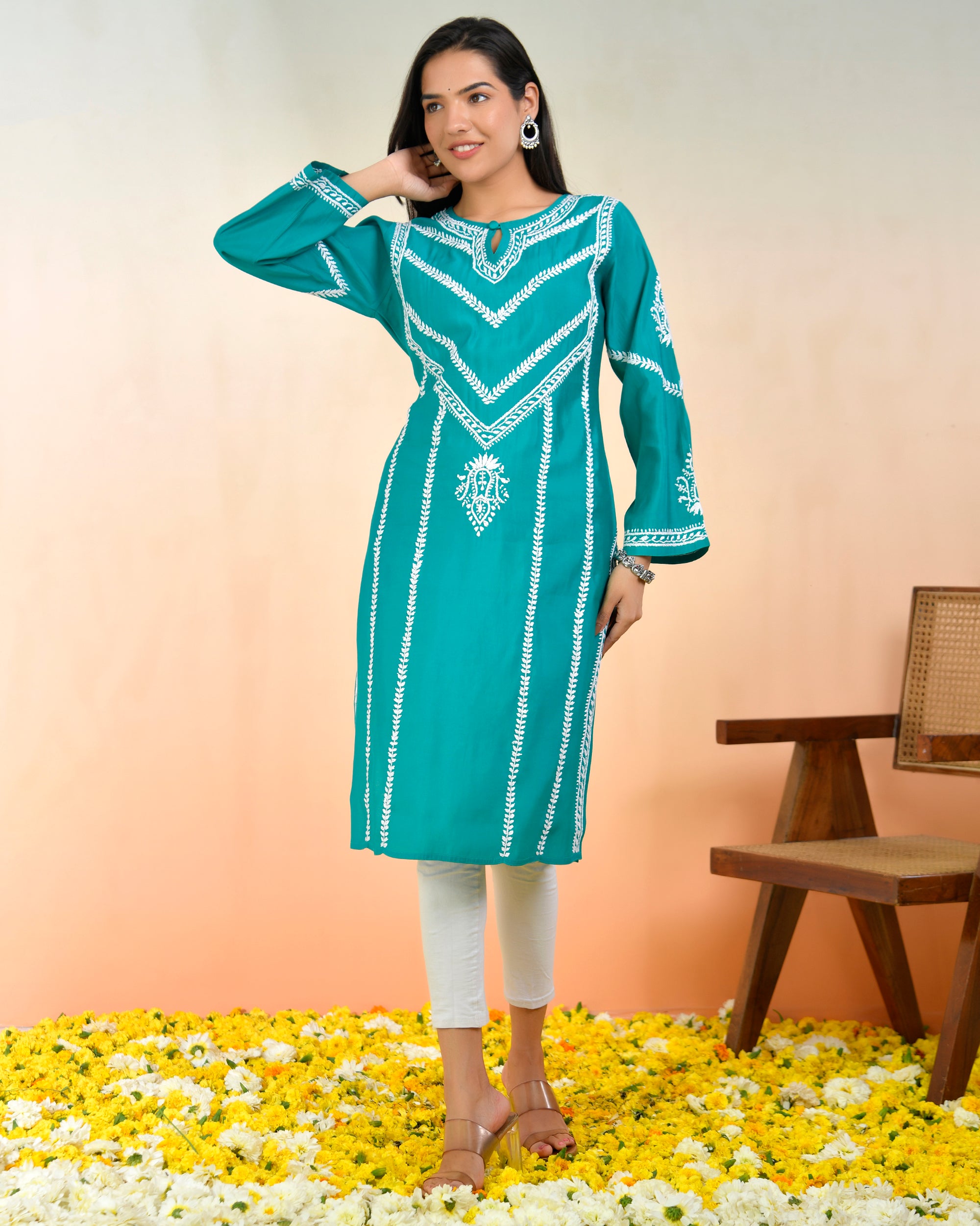 Chikankari Long Kurta In Muslin - Turkish Green