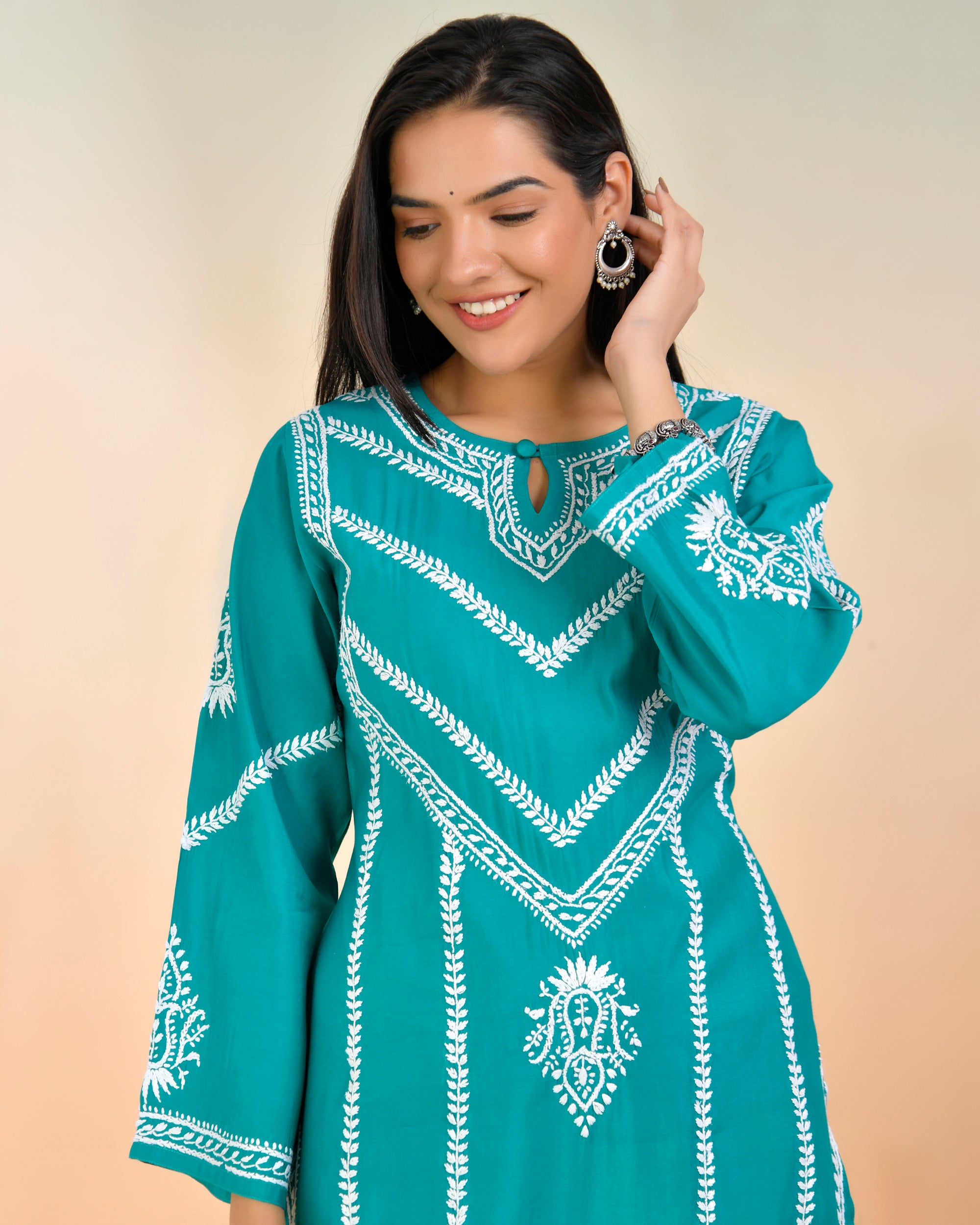 Chikankari Long Kurta In Muslin - Turkish Green