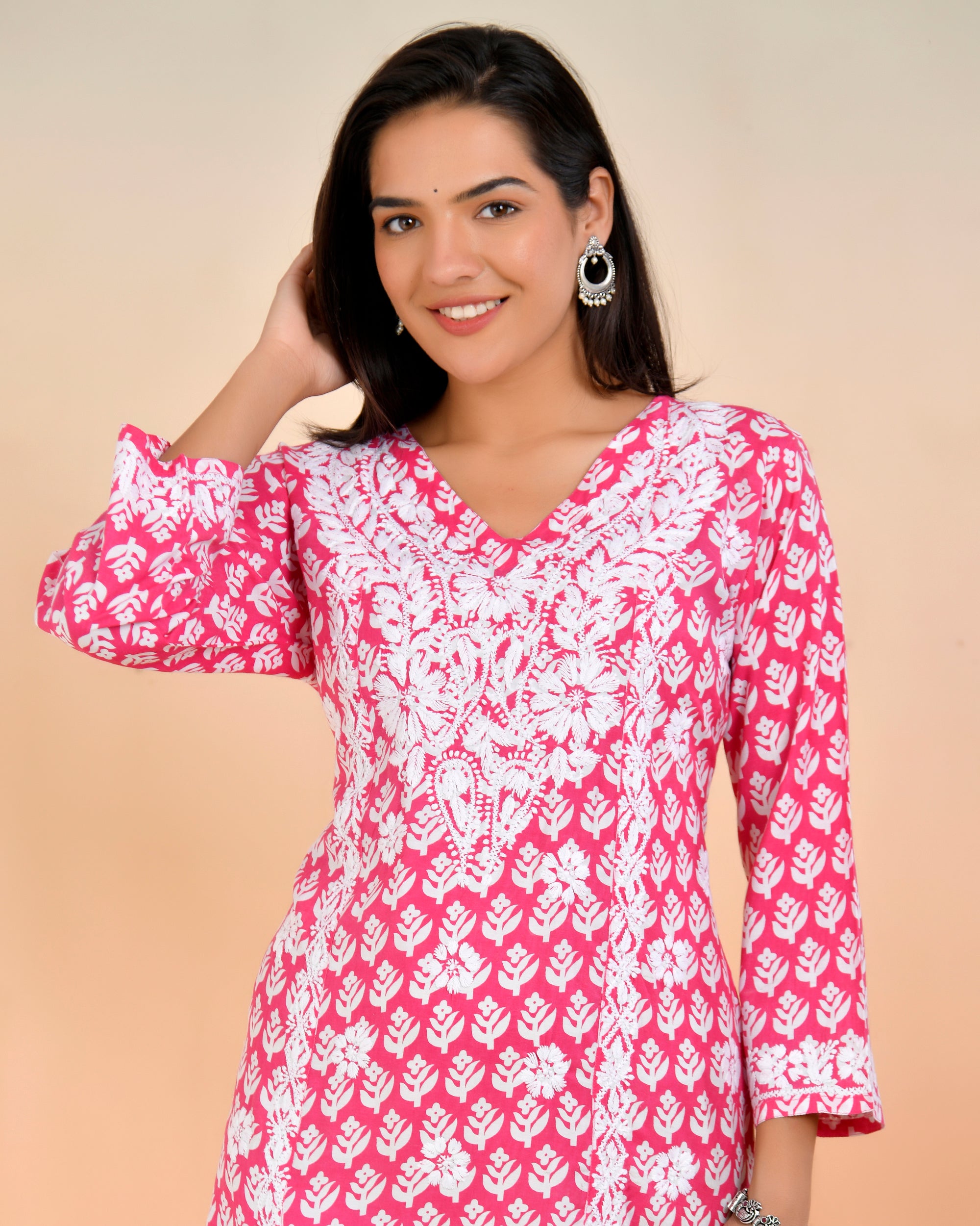 Chikankari Kurta in Muslin - Pink
