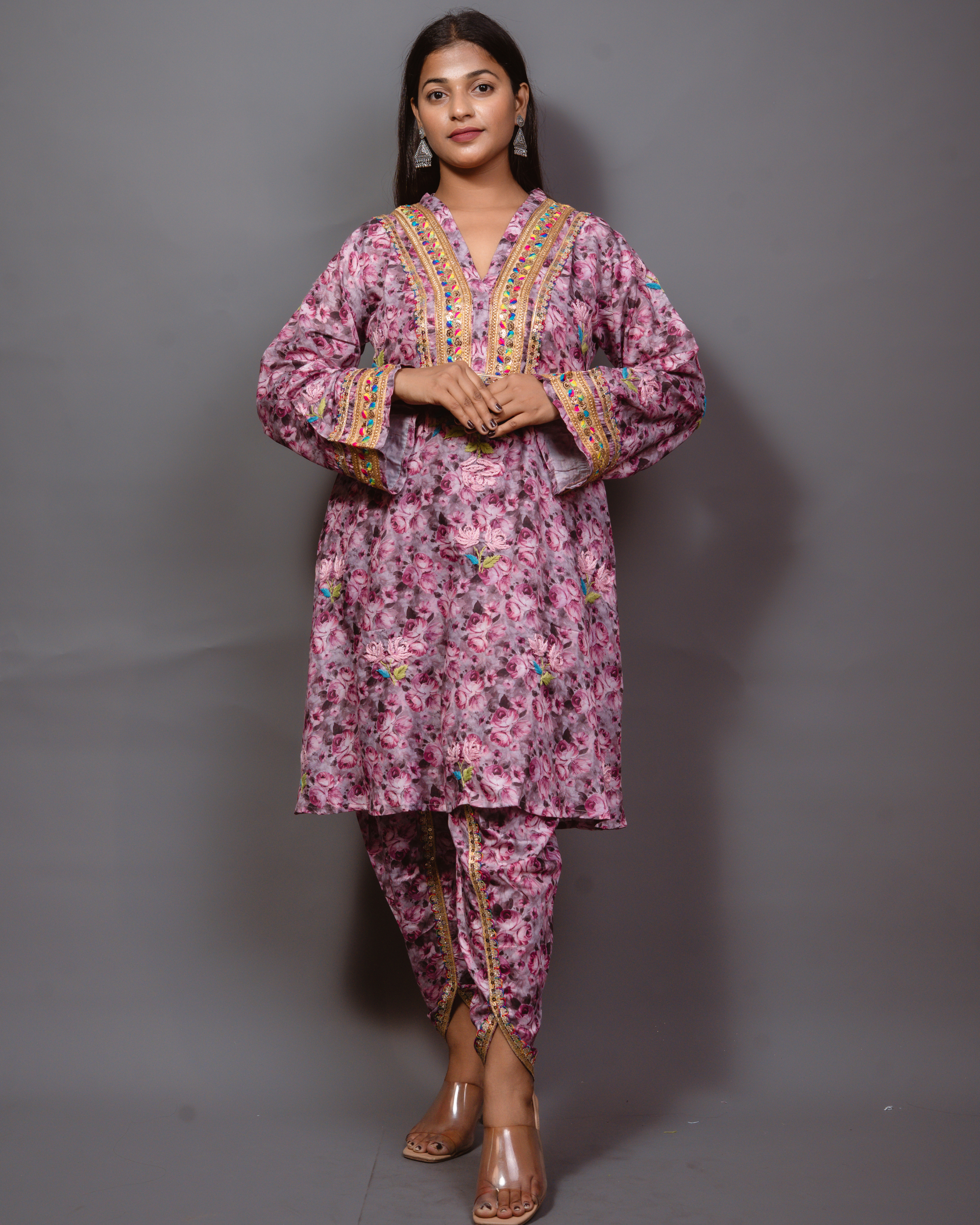 Chikankari Kurta Set In Muslin Silk - Pink