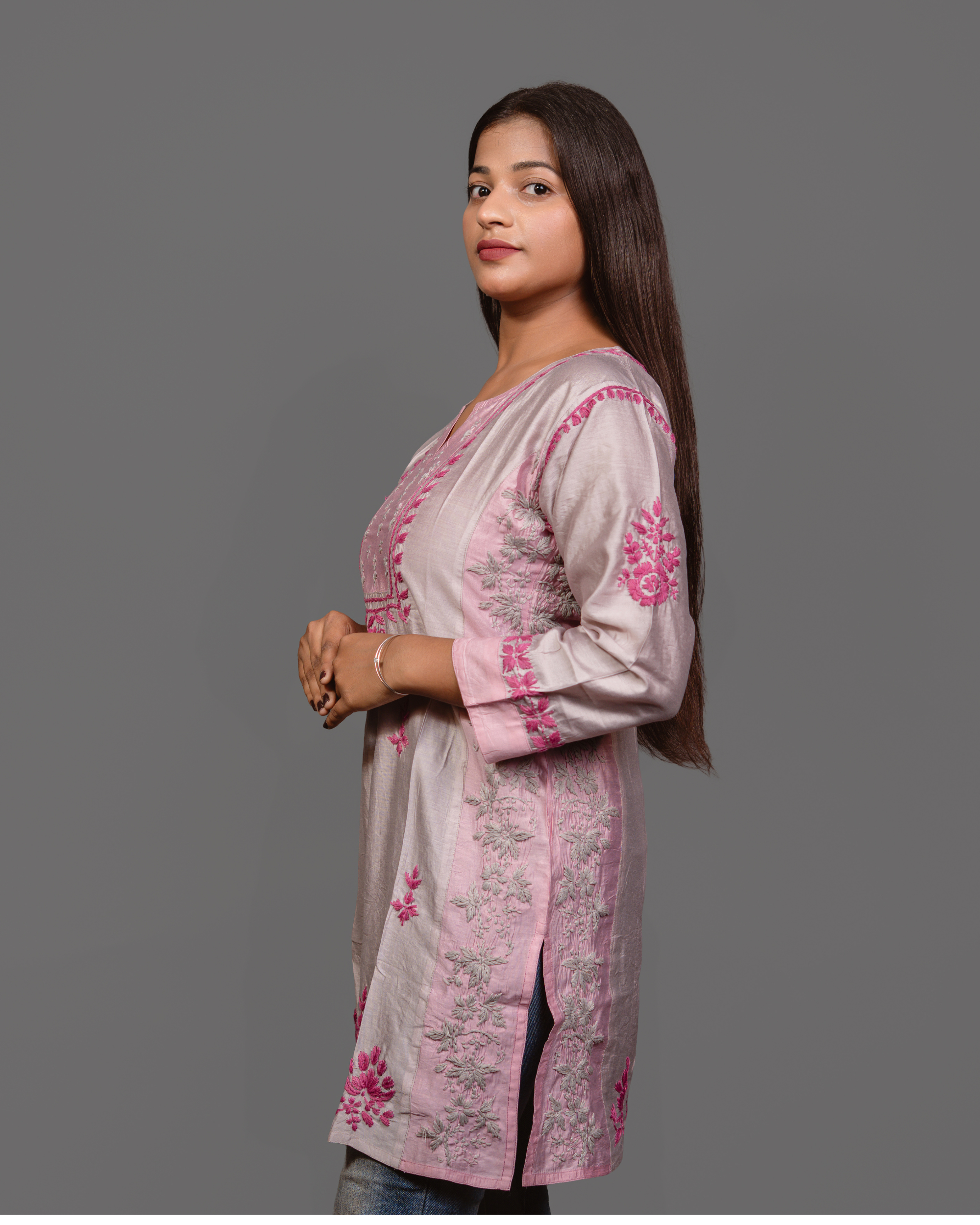 Chikankari kurta in Chanderi Silk - Grey With pink