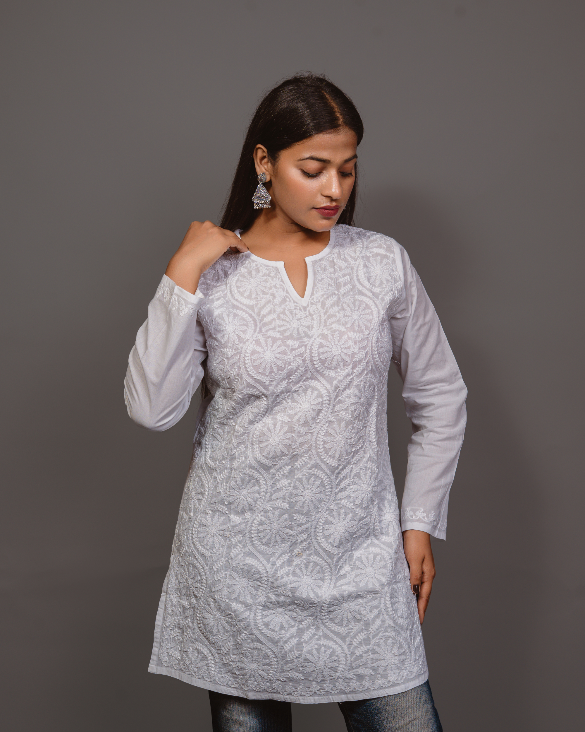Frant Jal Embroidery Tuniq - White