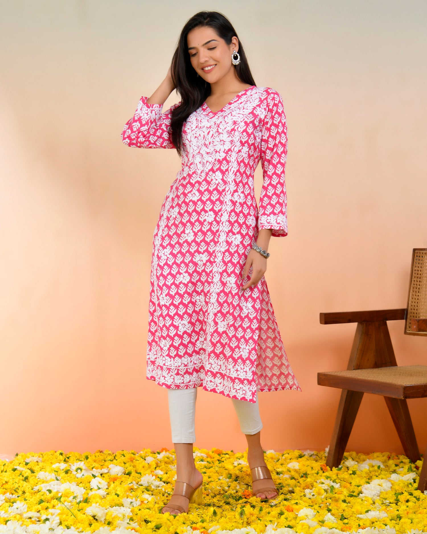Chikankari Kurta in Muslin - Pink