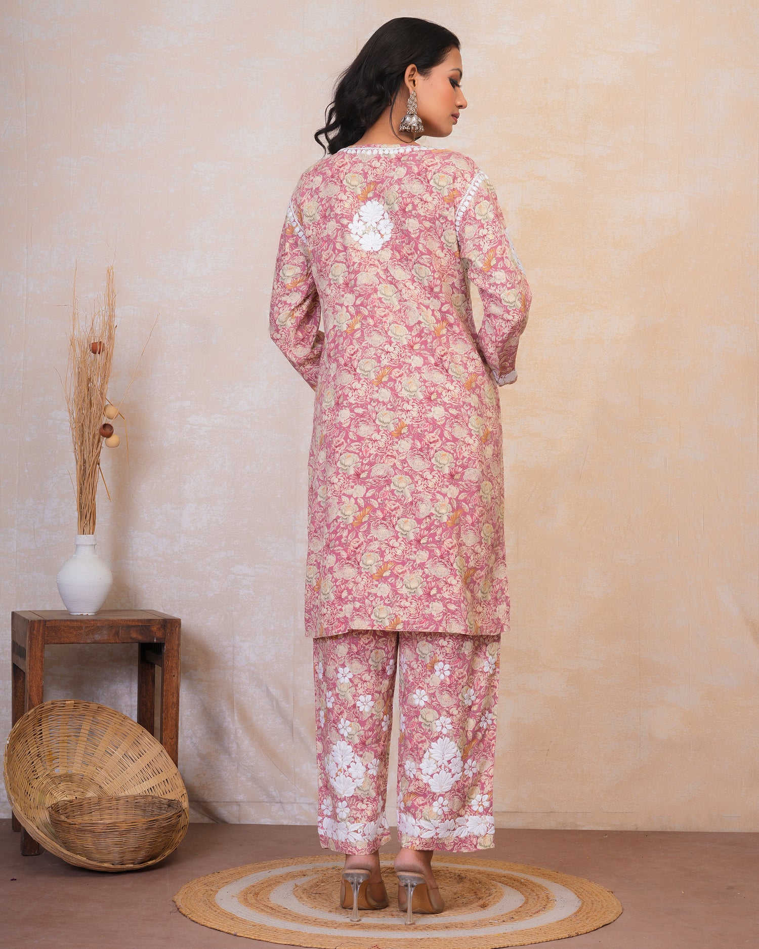 Chikankari Kurta Set in Rayon Cotton - Dusty Pink