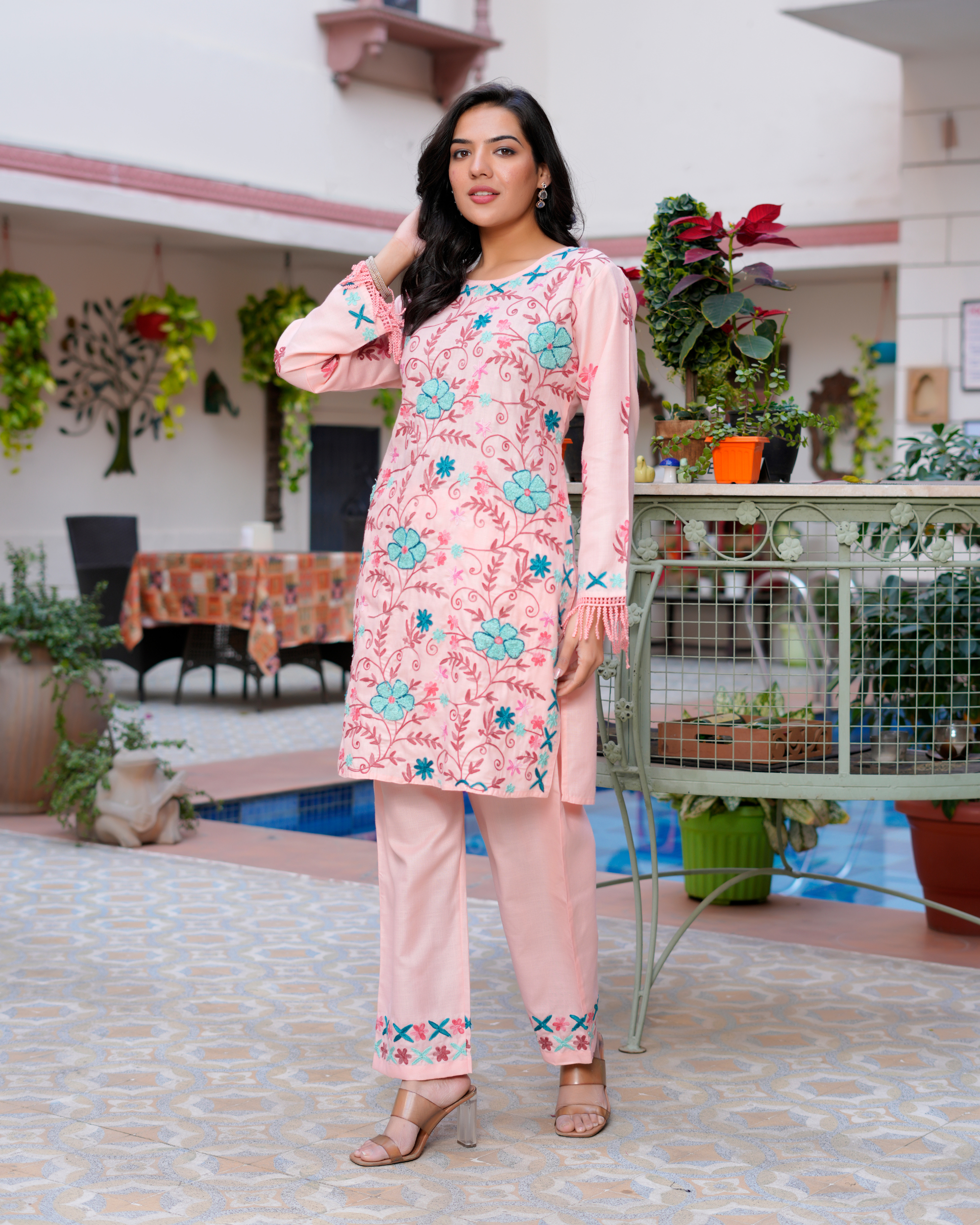 Kashmiri Aari Work Cotton Kurta Set - Peach Pink With Multi